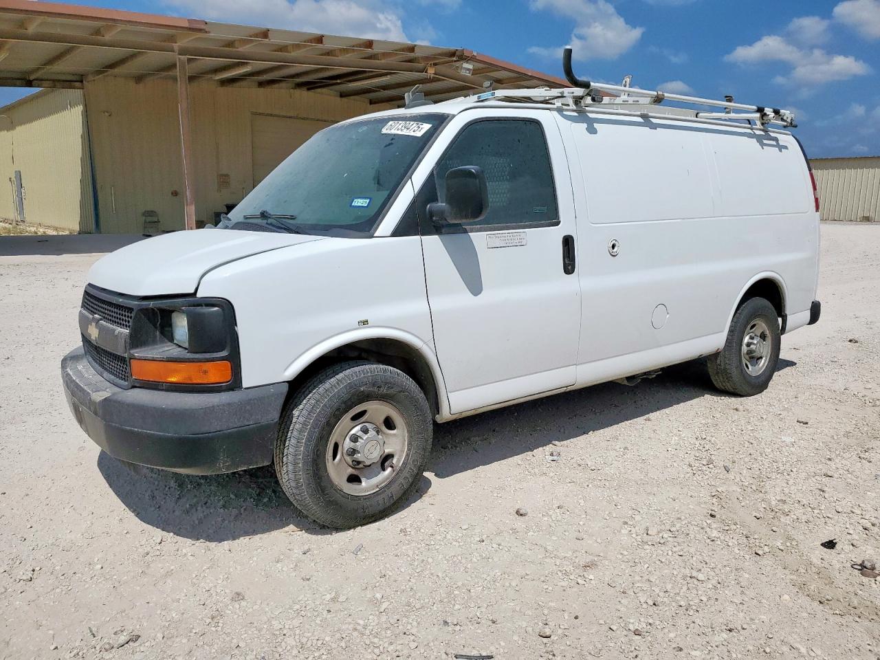 2016 Chevrolet Express G2500 white null gas 1GCWGAFF6G1140792 photo #1