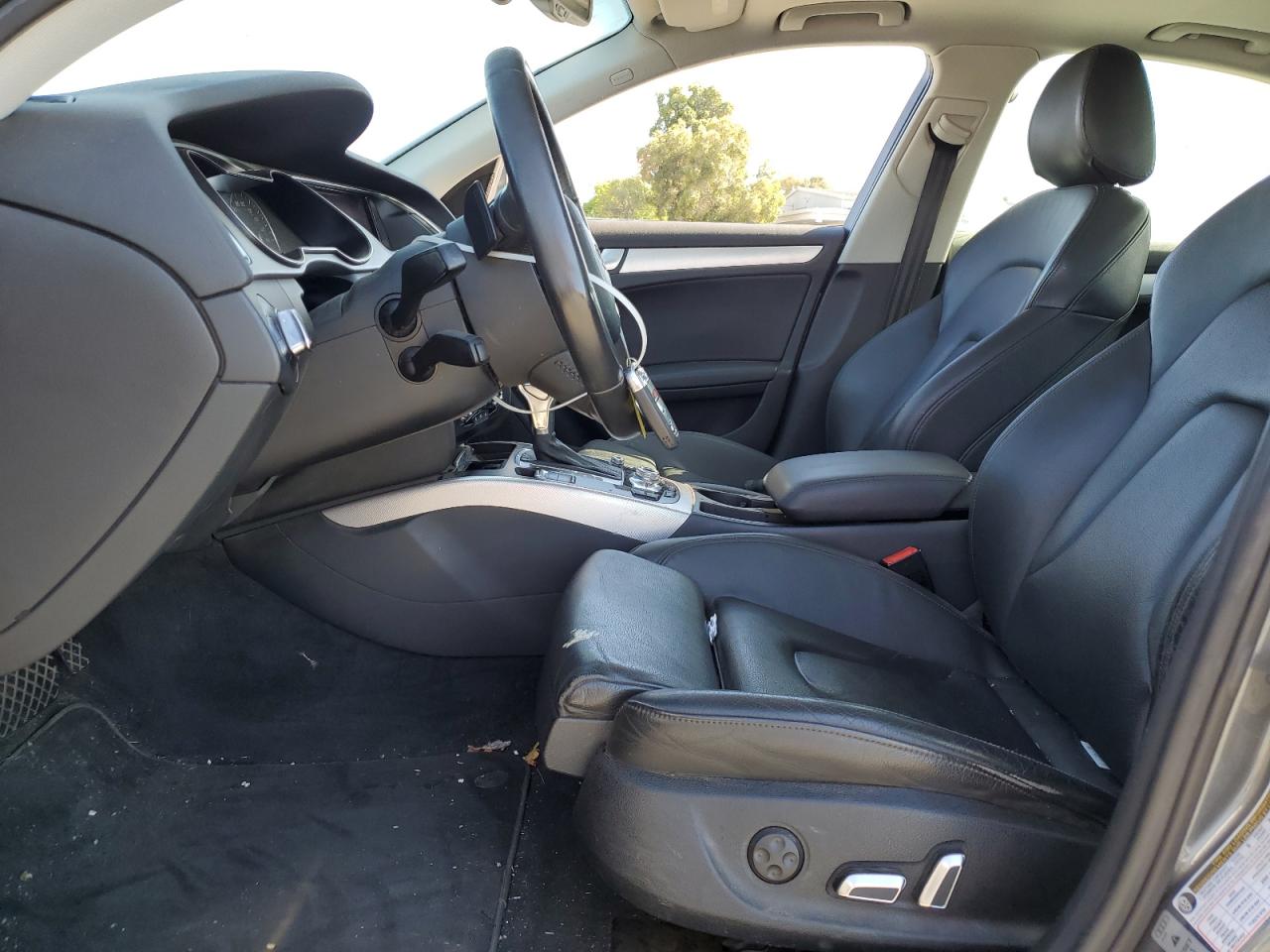 2013 Audi A4 Premium Plus VIN: WAUFFAFL3DN010186 Lot: 70309185