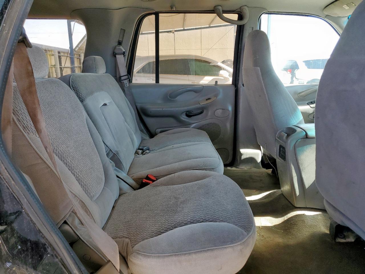 1997 Ford Expedition VIN: 1FMEU1766VLB25368 Lot: 67857485