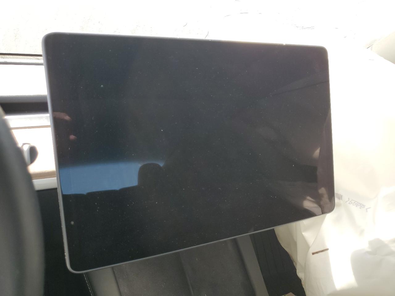 2023 Tesla Model 3 VIN: 5YJ3E1EA8PF589655 Lot: 70014085