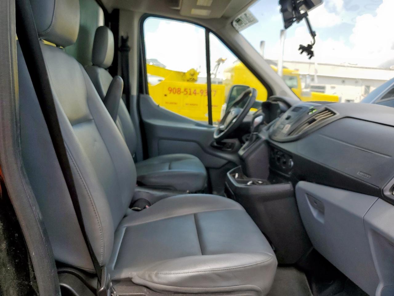 2017 Ford Transit T-350 Hd VIN: 1FDBF9ZM1JKB47639 Lot: 67073095