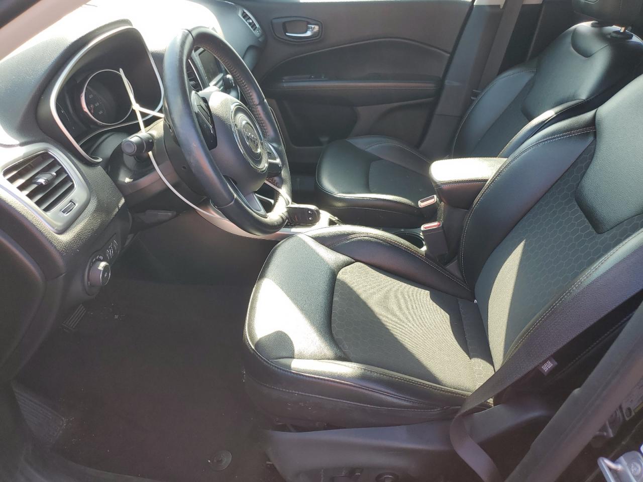 2018 Jeep Compass Latitude VIN: 3C4NJCBB6JT319040 Lot: 70112035
