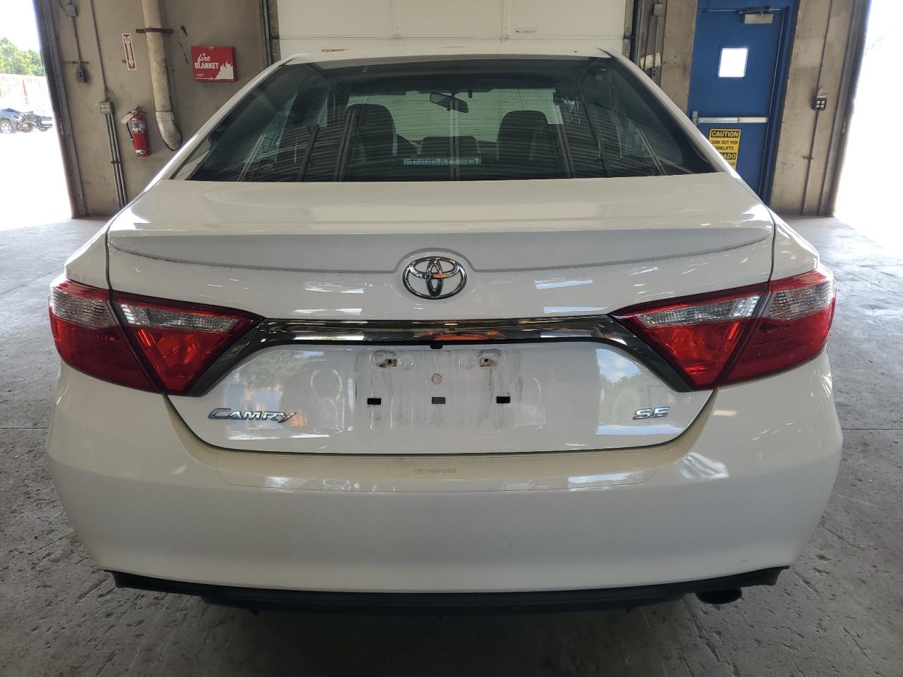 2016 Toyota Camry Le VIN: 4T1BF1FK9GU258442 Lot: 69881865