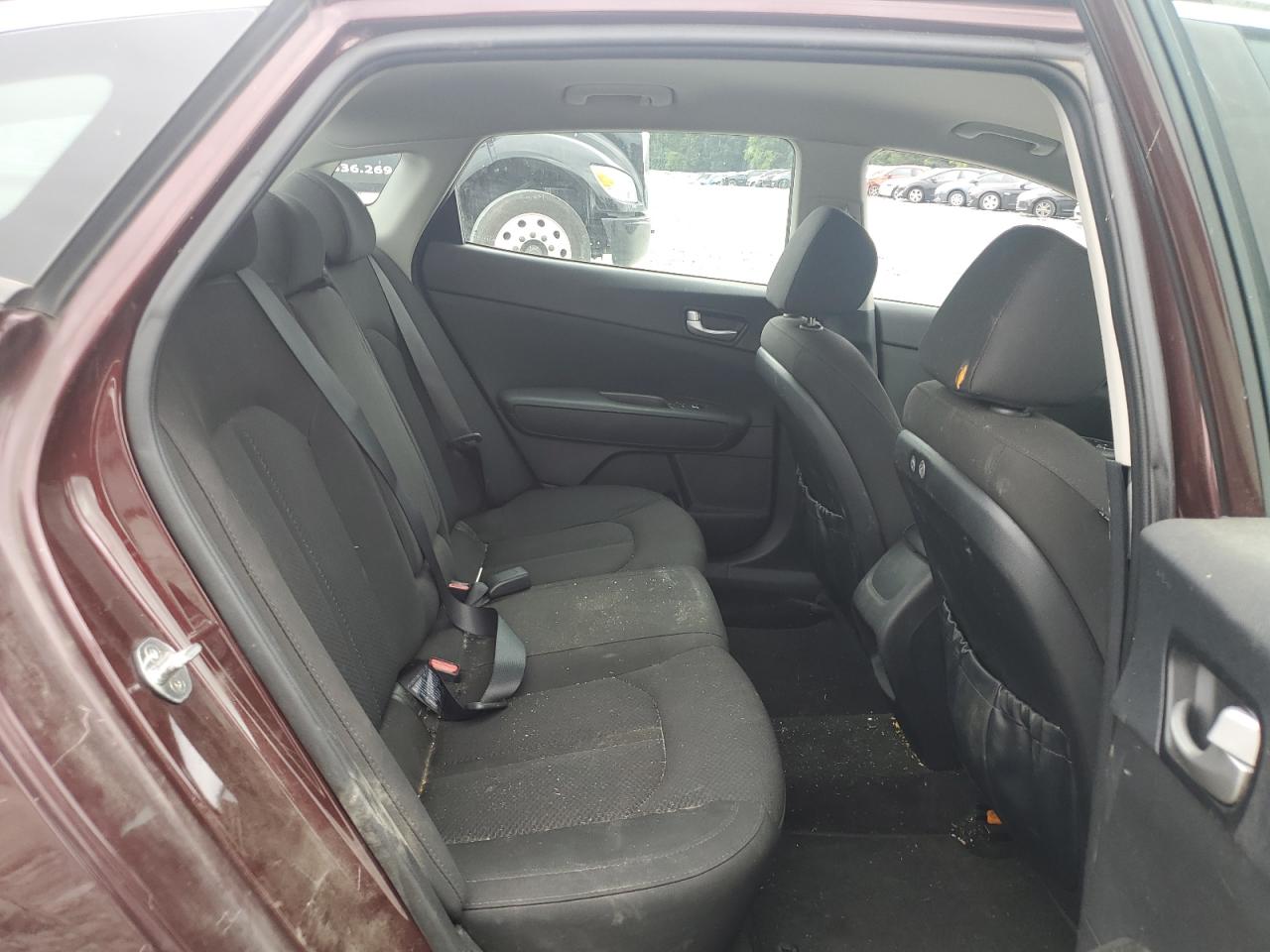 2018 Kia Optima Lx VIN: 5XXGT4L35JG223461 Lot: 69658055