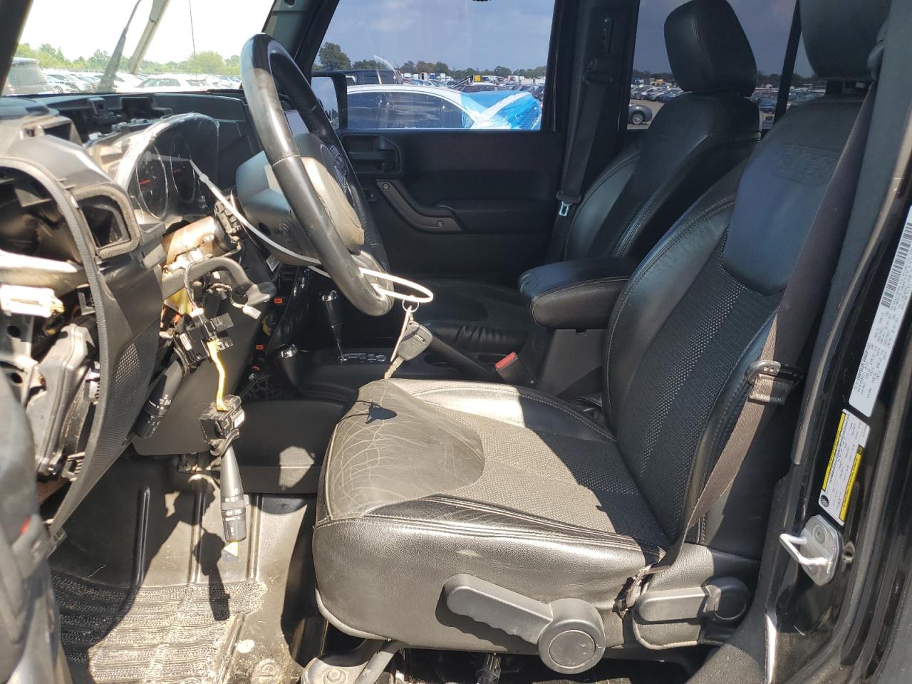 2014 Jeep Wrangler Unlimited Sport VIN: 1C4BJWDG4EL113438 Lot: 67828335