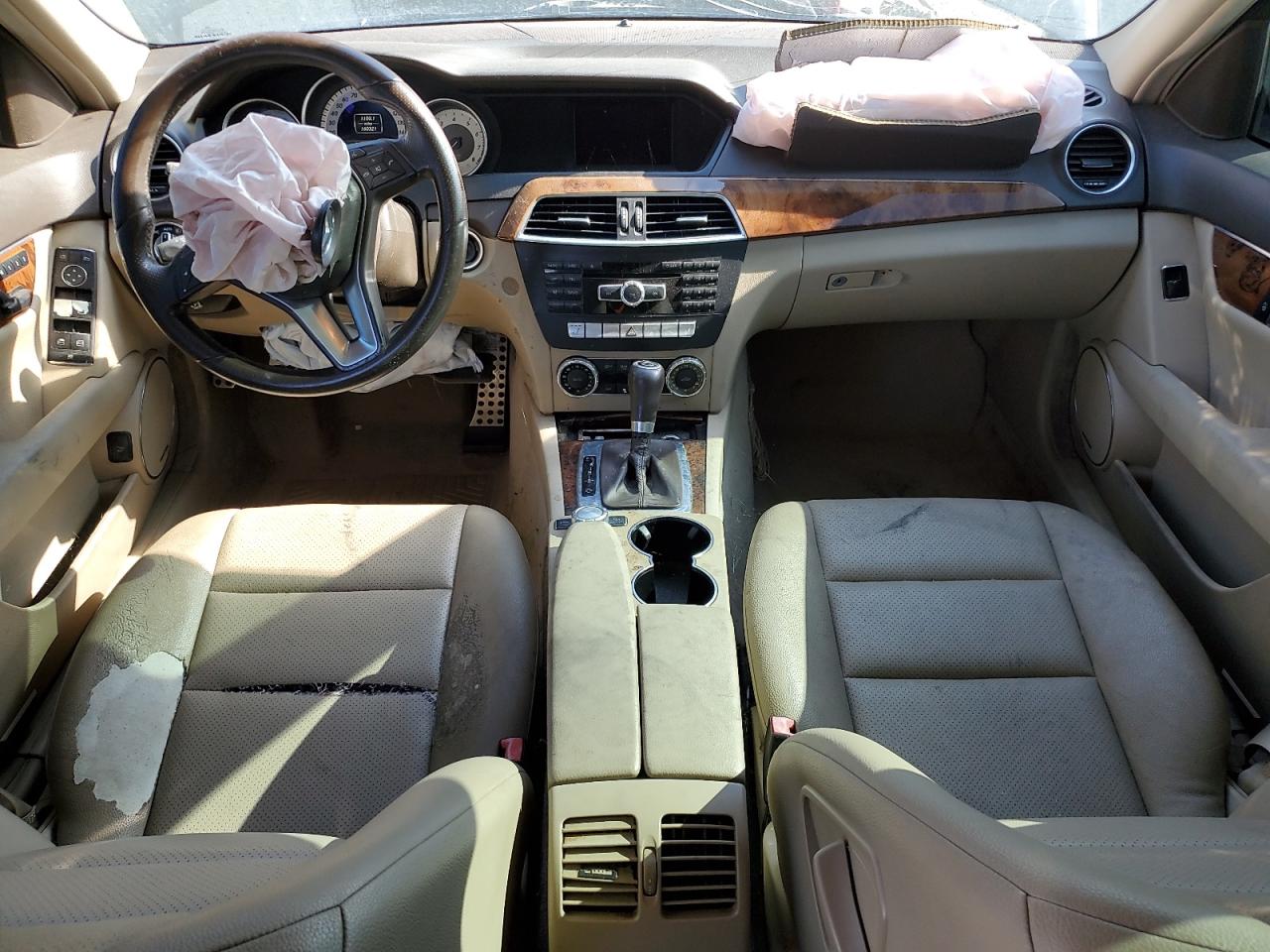 2012 Mercedes-Benz C 250 VIN: WDDGF4HB3CR219325 Lot: 68390995