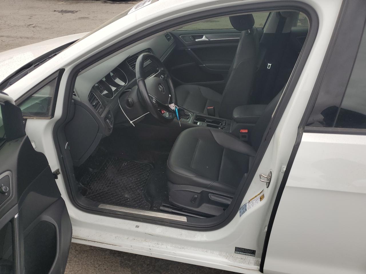 2017 Volkswagen E-Golf Sel Premium VIN: WVWPR7AU0HW954643 Lot: 68811565