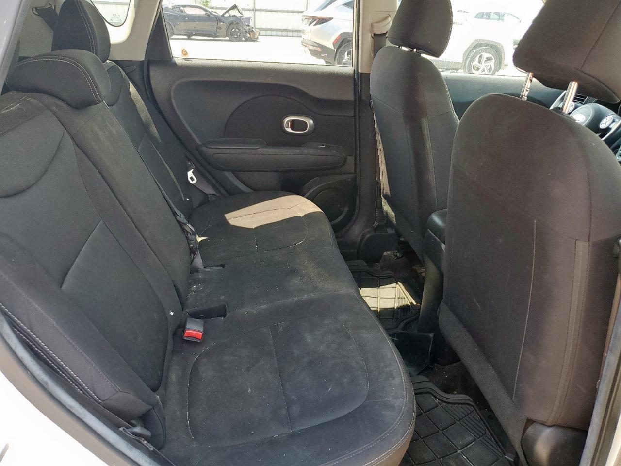 2018 Kia Soul VIN: KNDJN2A28J7559127 Lot: 70043345