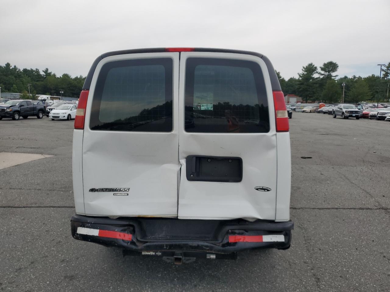 2015 Chevrolet Express G2500 VIN: 1GCWGFCF3F1111105 Lot: 68623425