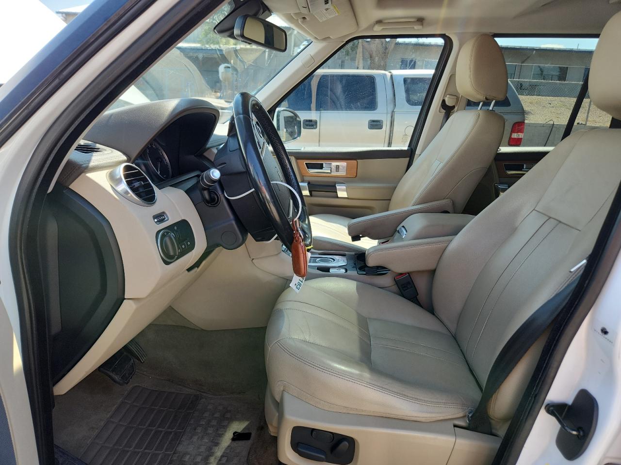 2015 Land Rover Lr4 Hse VIN: SALAG2V67FA771334 Lot: 70301825