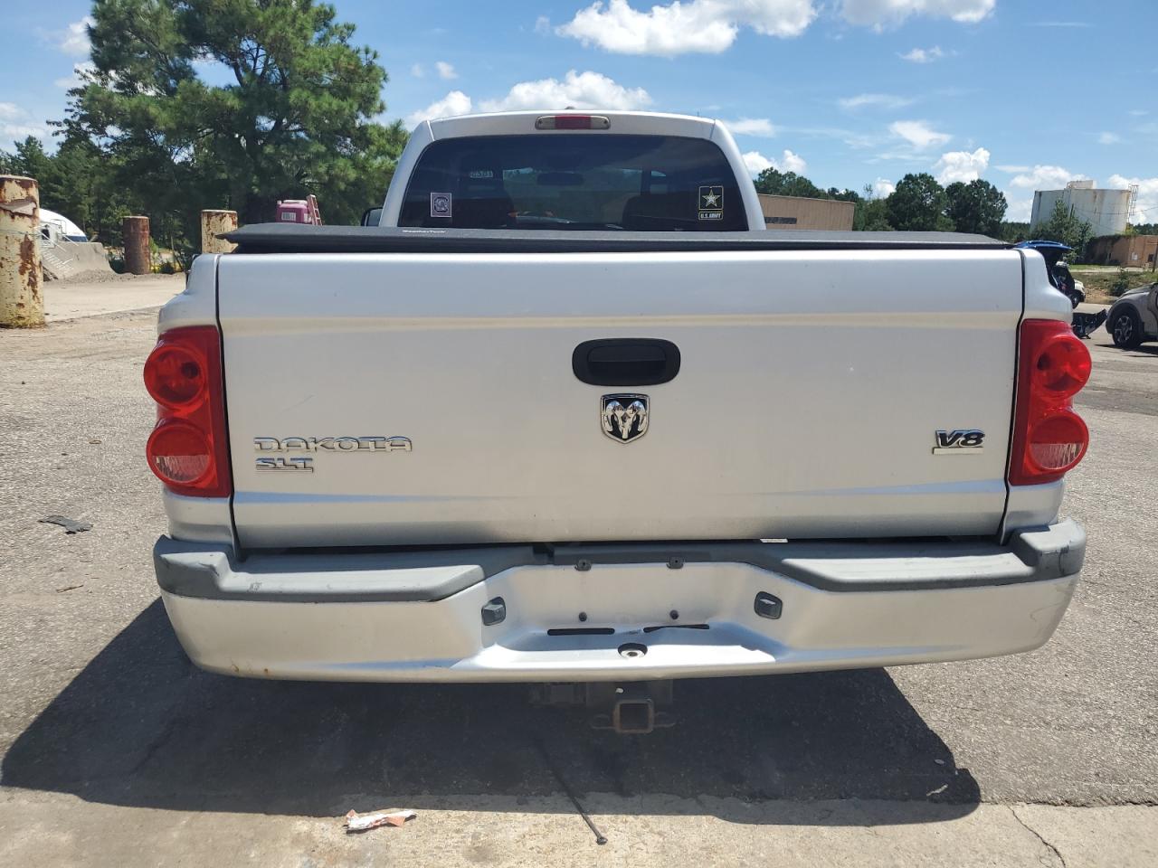 2007 Dodge Dakota Slt VIN: 1D7HW42N37S137536 Lot: 68782585