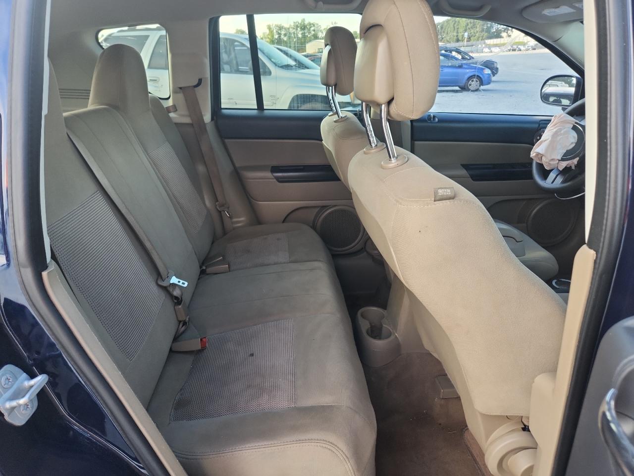 2015 Jeep Compass Sport VIN: 1C4NJCBB8FD334815 Lot: 70457455