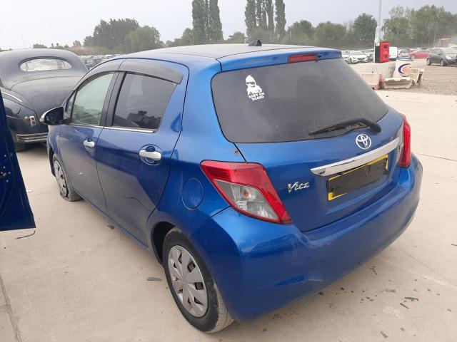 2011 TOYOTA YARIS TR