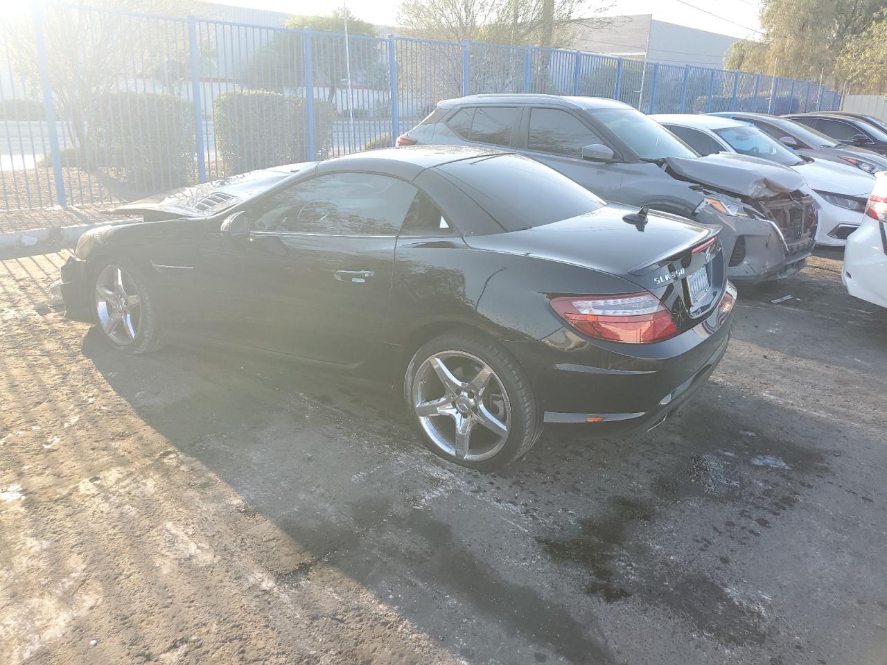 III (R172) III (R172)