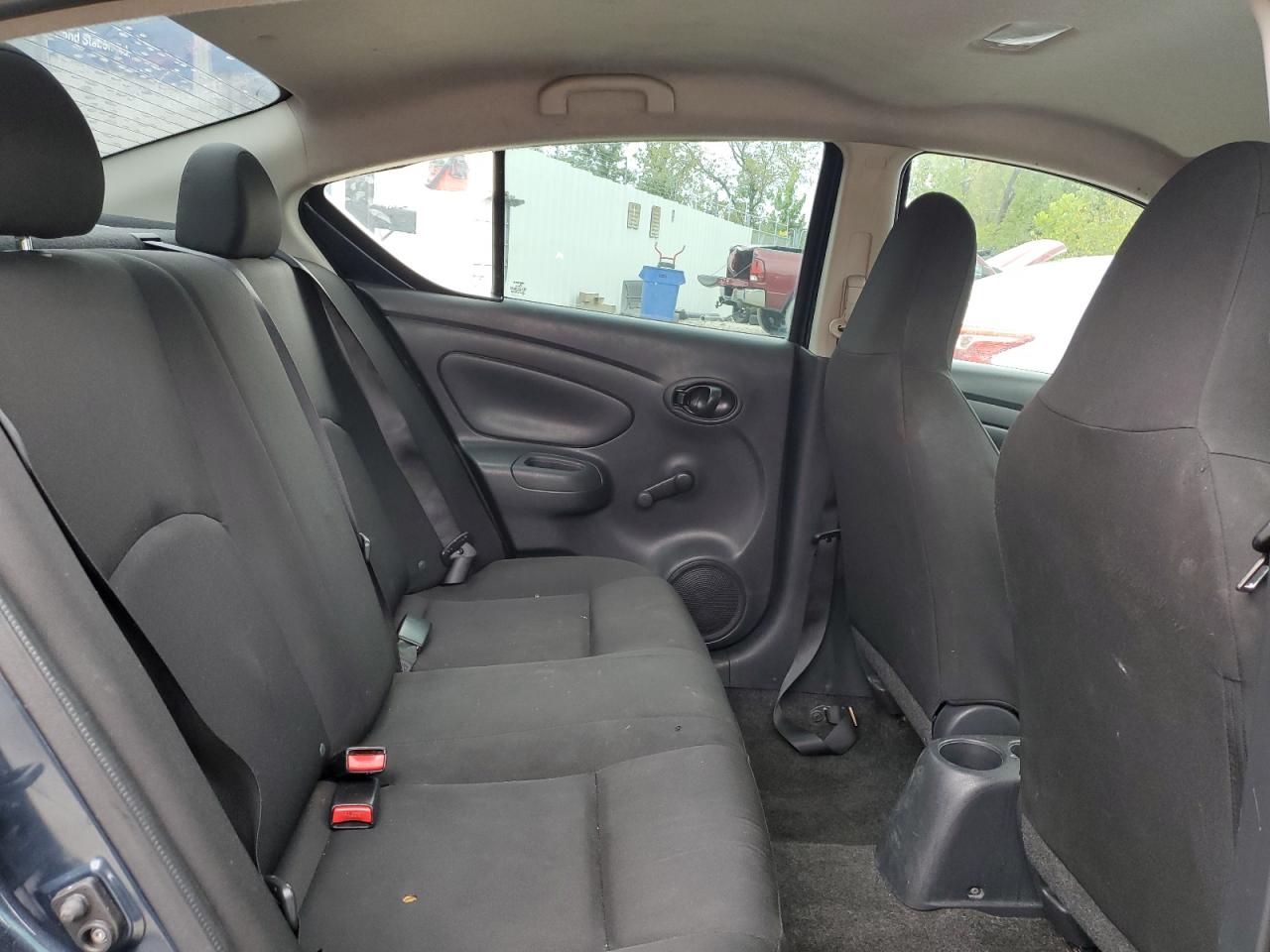 2016 Nissan Versa S VIN: 3N1CN7APXGL826812 Lot: 69688165