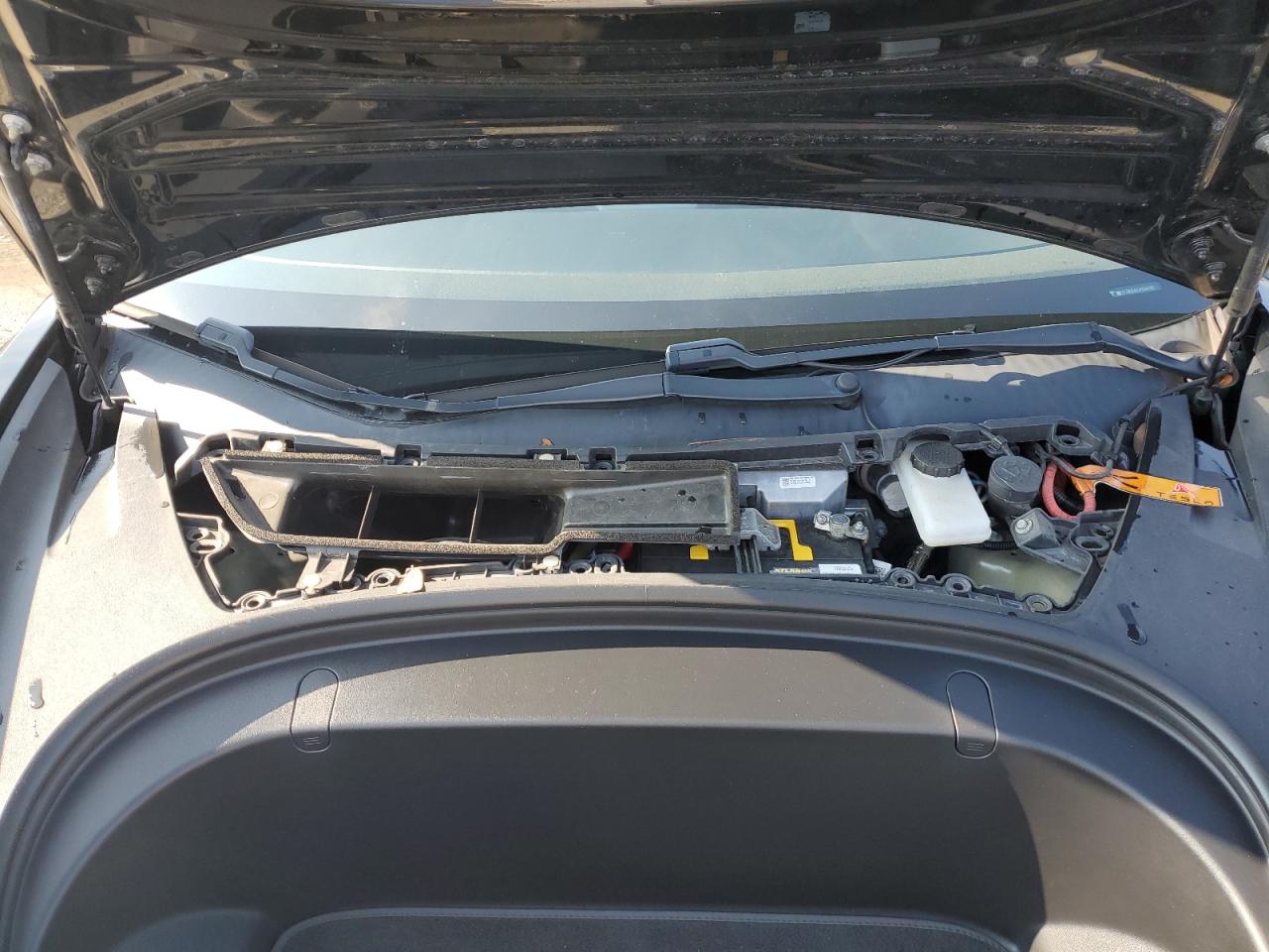 2018 Tesla Model 3 VIN: 5YJ3E1EA3JF044745 Lot: 70053645