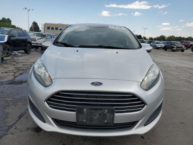  FORD FIESTA 2019 Серебристый