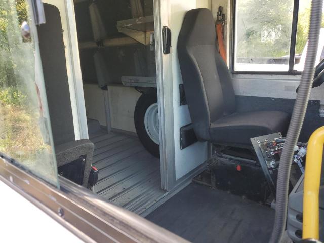 2016 ISUZU NPR   