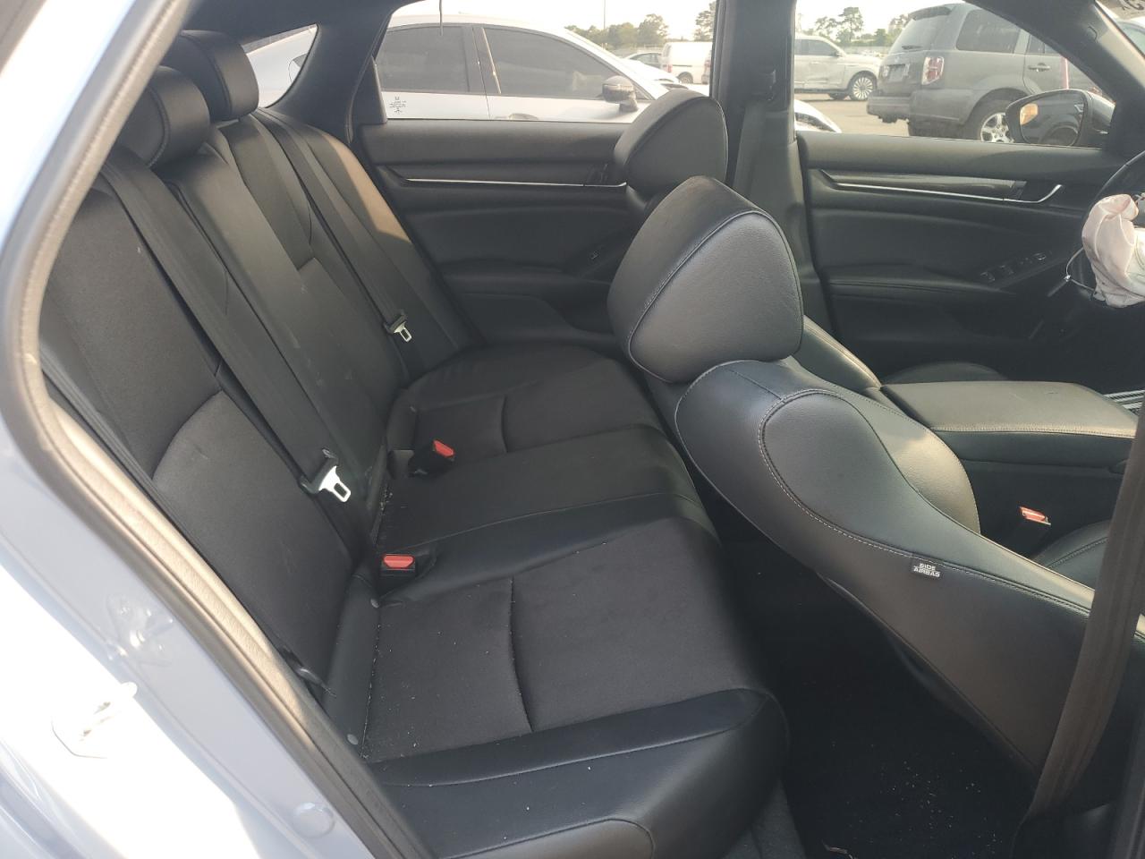 2022 Honda Accord Sport VIN: 1HGCV1F31NA083995 Lot: 67356425