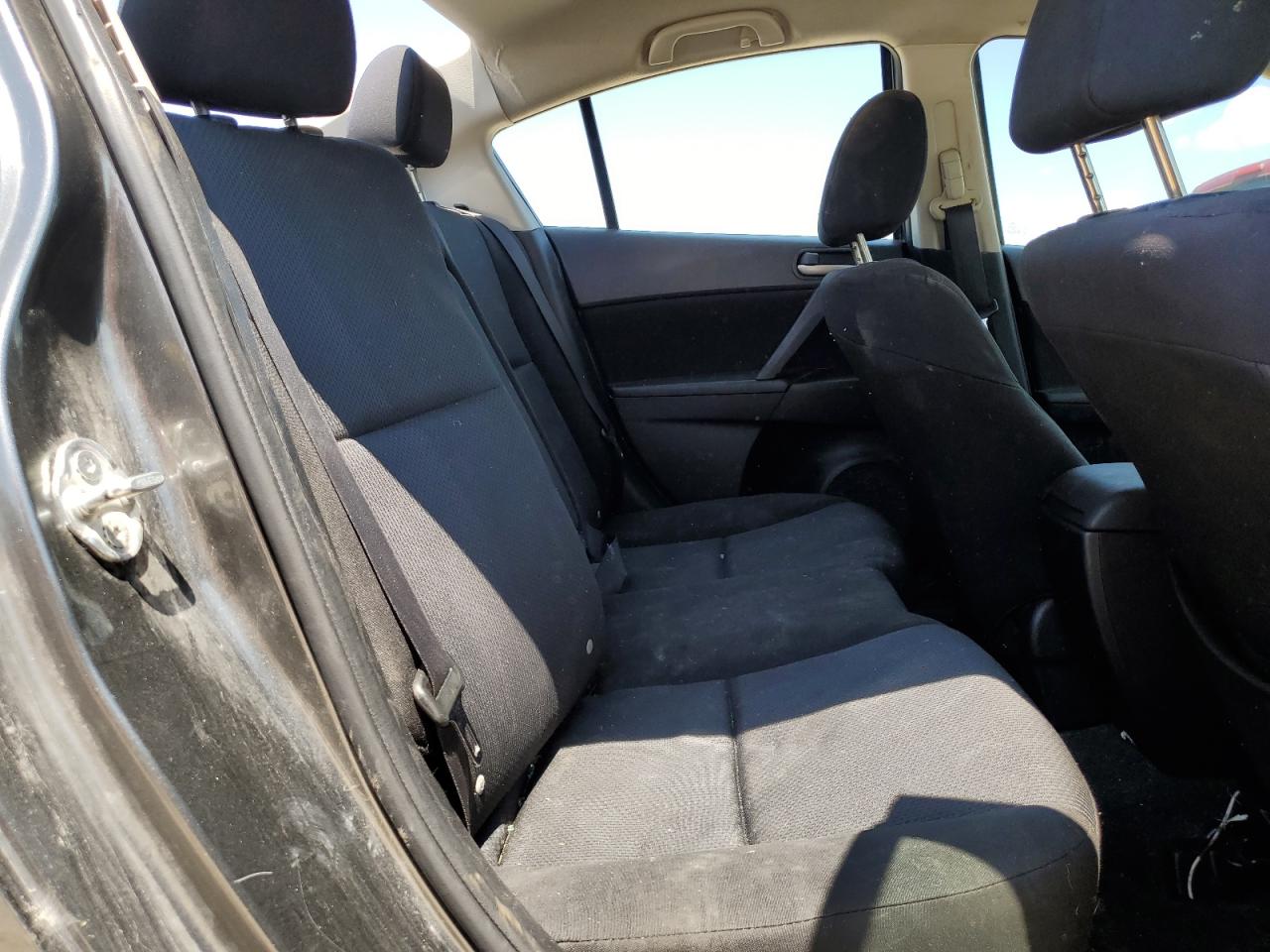 2011 Mazda 3 I VIN: JM1BL1VF2B1901404 Lot: 68095275