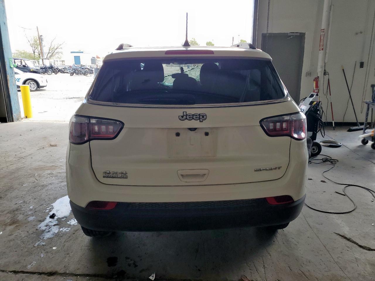 2020 Jeep Compass Sport VIN: 3C4NJDAB5LT210188 Lot: 69703565