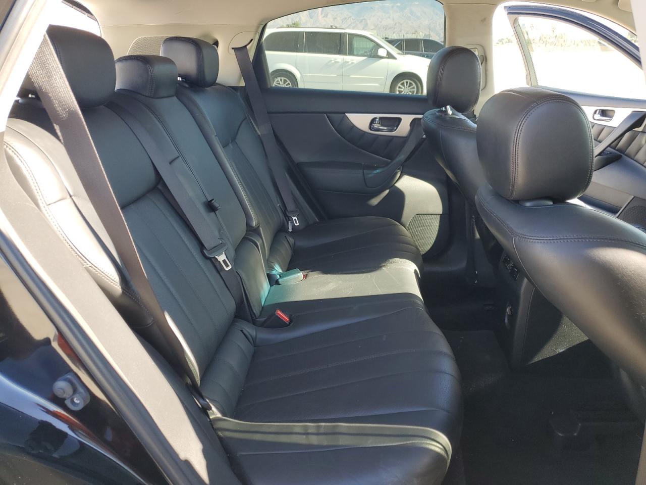 2017 Infiniti Qx70 VIN: JN8CS1MW8HM415569 Lot: 69139395