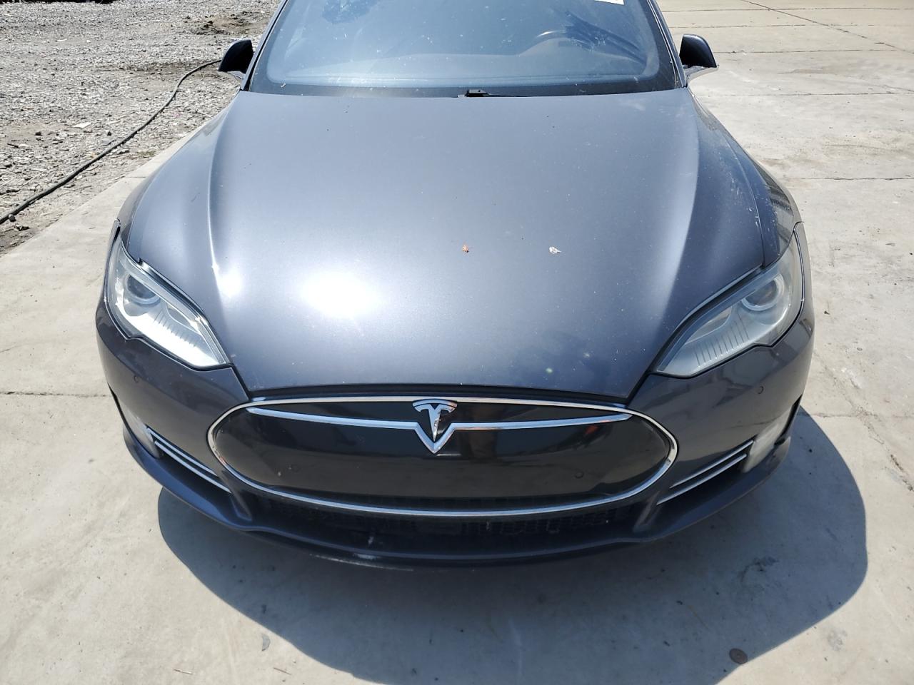 2015 Tesla Model S 70D VIN: 5YJSA1S28FF088512 Lot: 68995655
