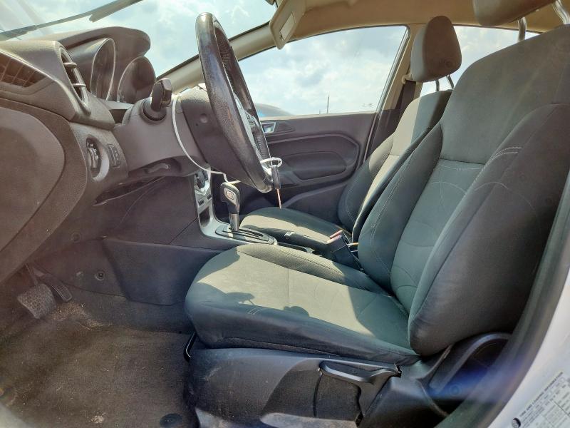  FORD FIESTA 2016 Biały