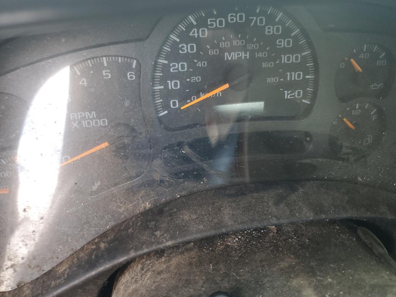 2004 Chevrolet Silverado K2500 Heavy Duty VIN: 1GCHK29UX4E161480 Lot: 68865455