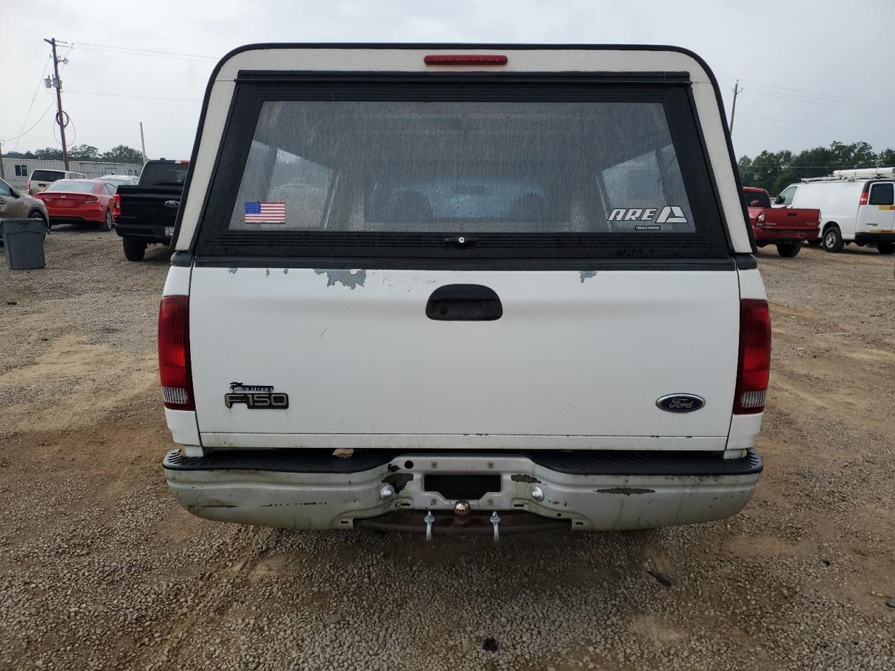 1999 Ford F150 VIN: 1FTRX17W1XNB31888 Lot: 70850325