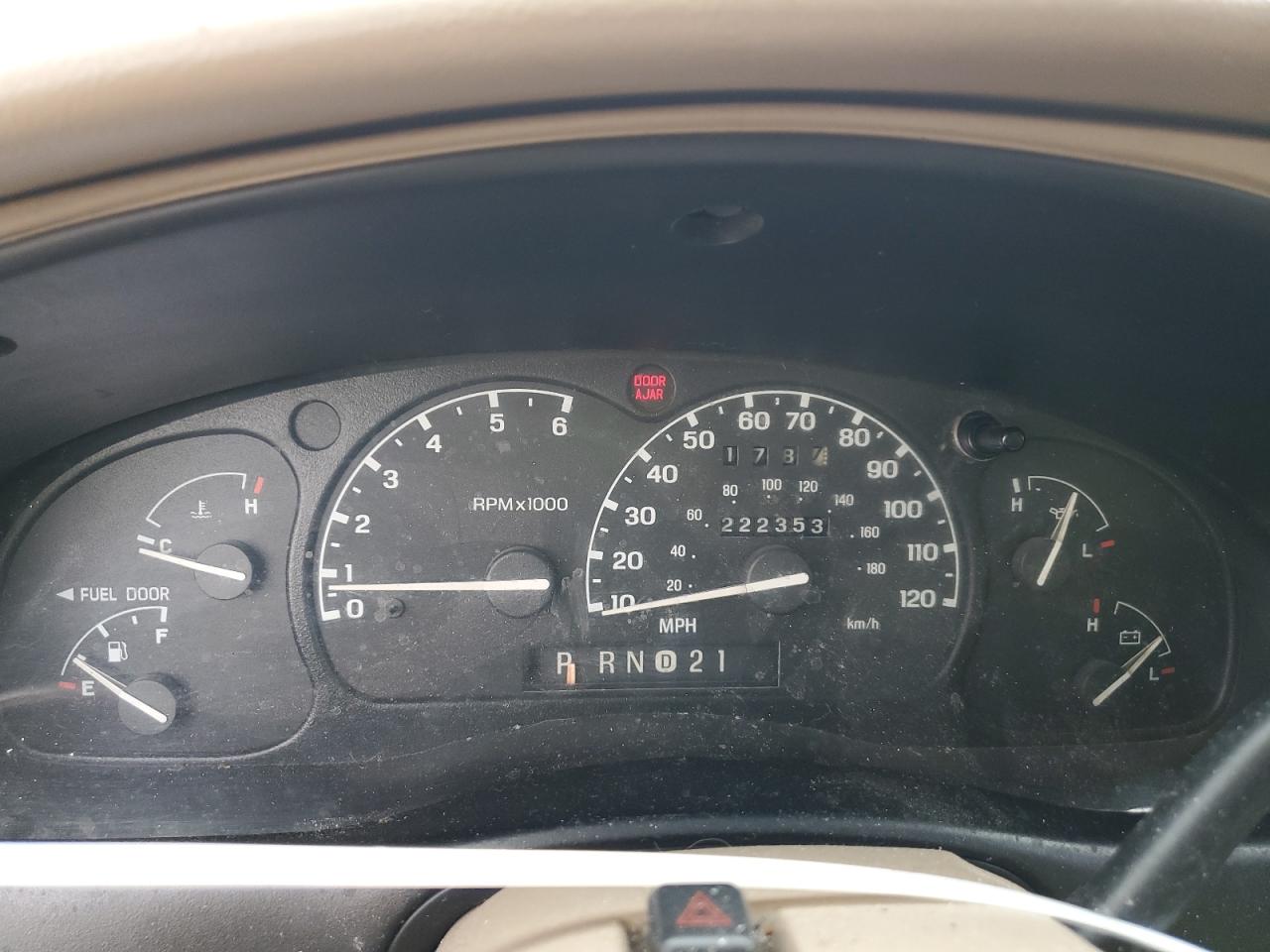 2004 Ford Explorer Limited VIN: 1FMZU75E5YZA76437 Lot: 70411545