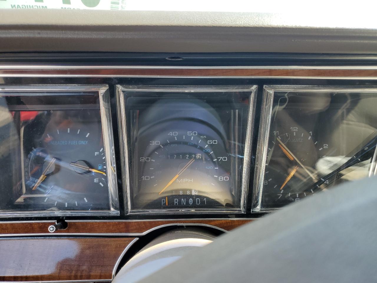 1989 Lincoln Town Car VIN: 1LNBM81F9KY605567 Lot: 67747295