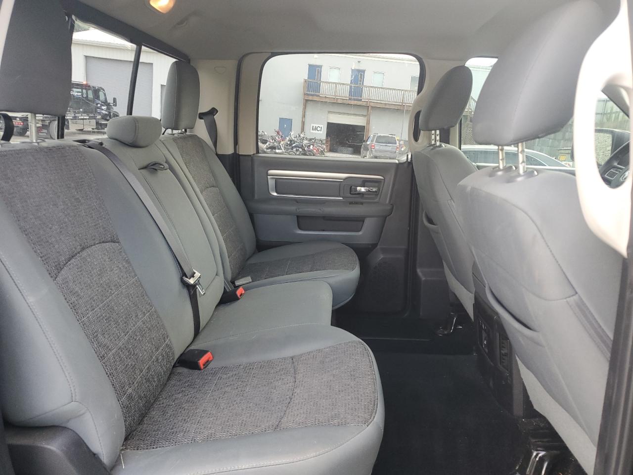 3C6RR7LT3GG181779 2016 Ram 1500 Slt