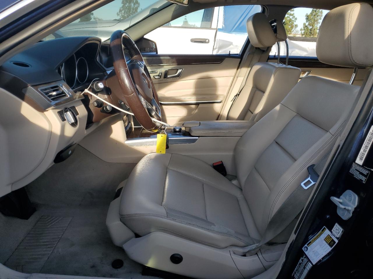 2014 Mercedes-Benz E 350 VIN: WDDHF5KB5EA974349 Lot: 69762875