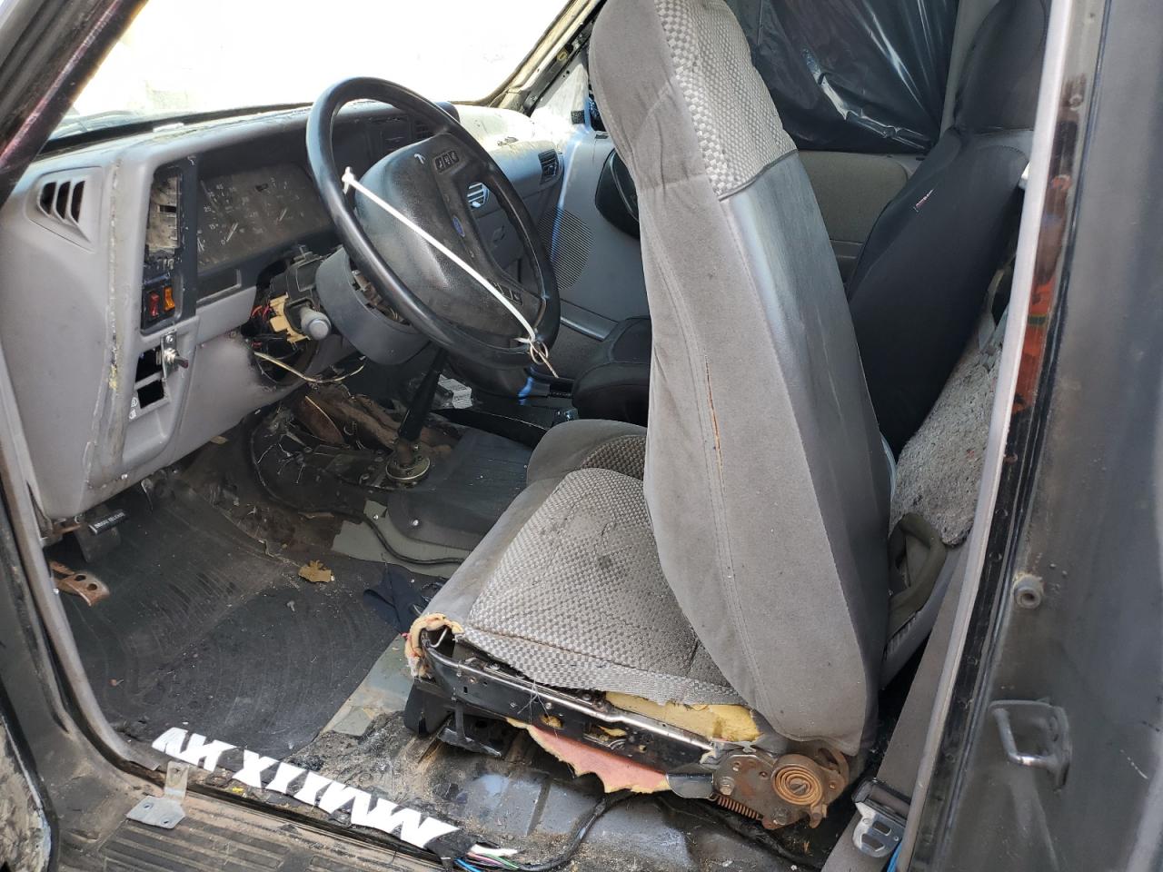 1993 Ford Ranger VIN: 1FTCR11X5PPB52930 Lot: 67664085