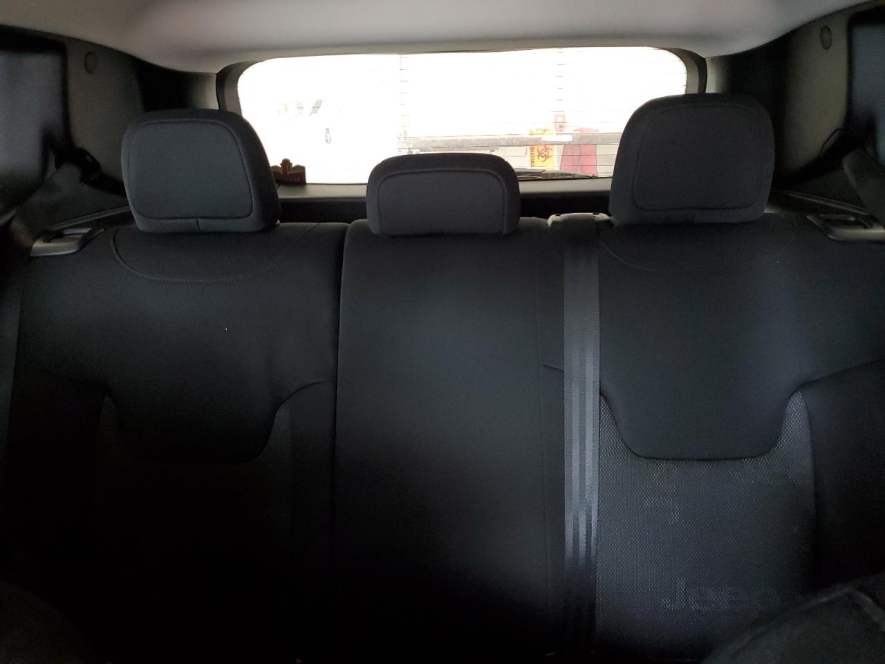 2017 Jeep Renegade Latitude VIN: ZACCJABBXHPF97985 Lot: 68295615