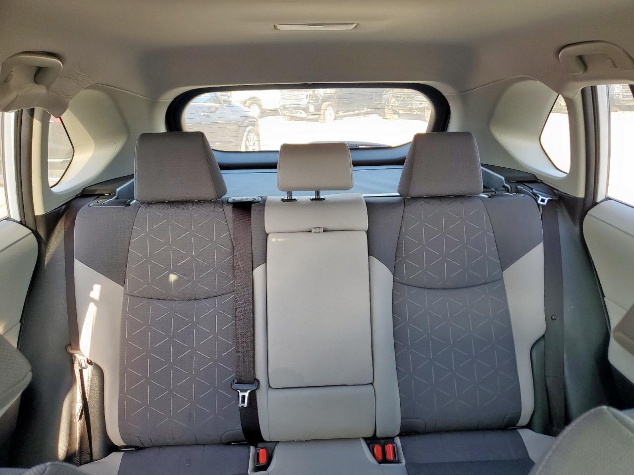 2022 Toyota Rav4 Xle VIN: JTMRWRFV5ND566233 Lot: 70844765