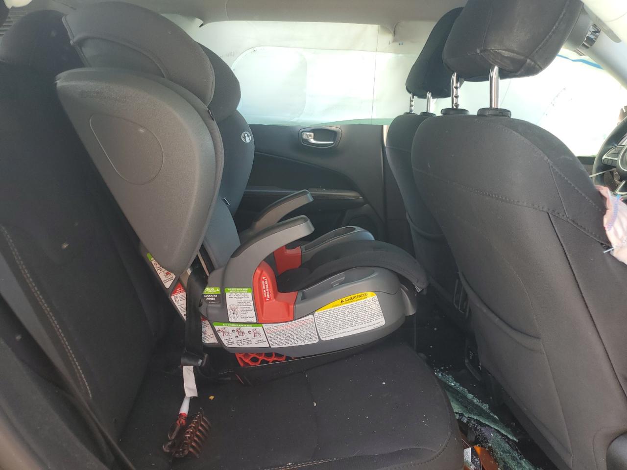 2019 Jeep Compass Sport VIN: 3C4NJCAB8KT637292 Lot: 69289735