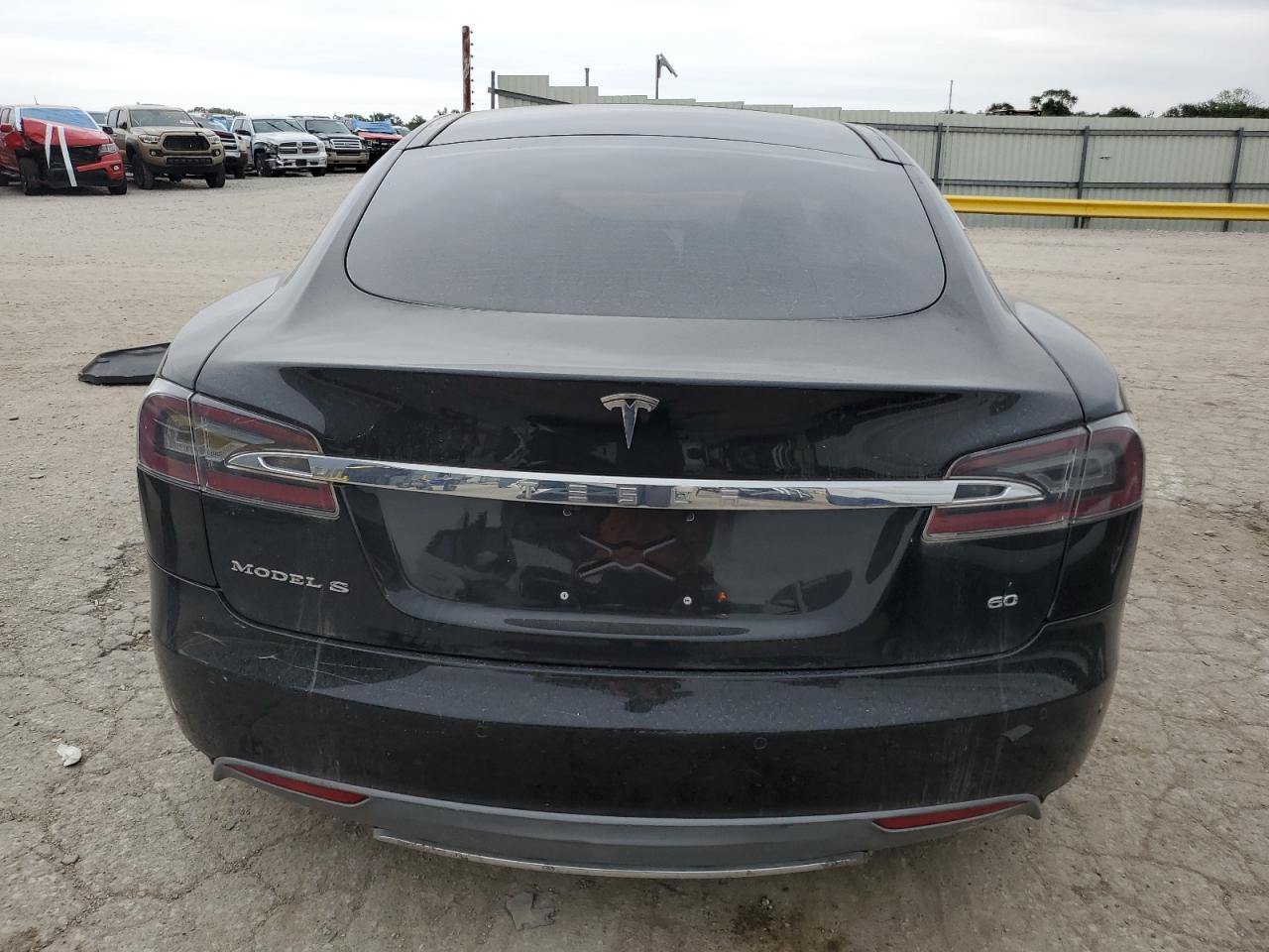 2014 Tesla Model S VIN: 5YJSA1S19EFP30452 Lot: 70590535