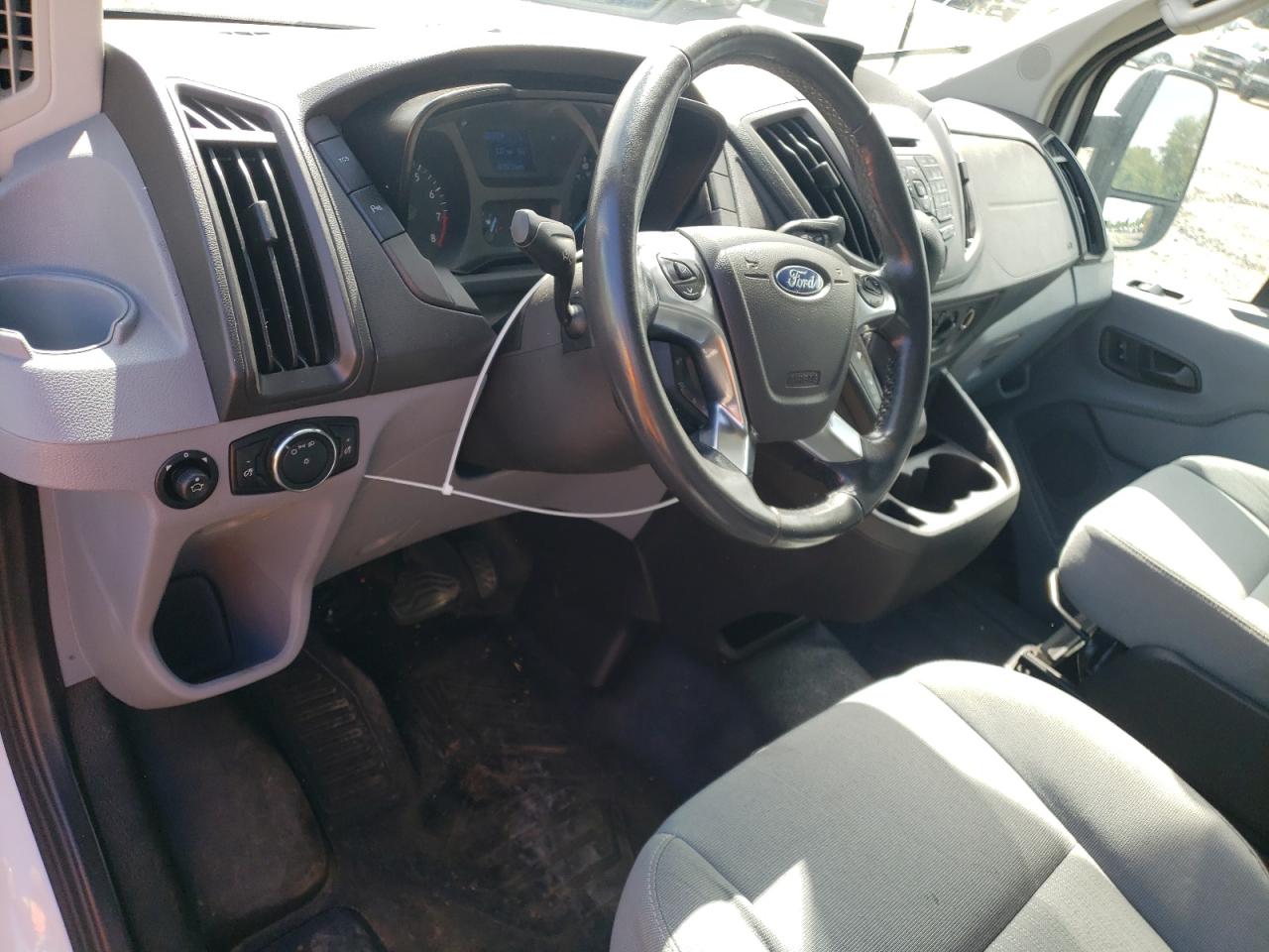 2015 Ford Transit T-250 VIN: 1FTNR2CM5FKA76350 Lot: 68148035