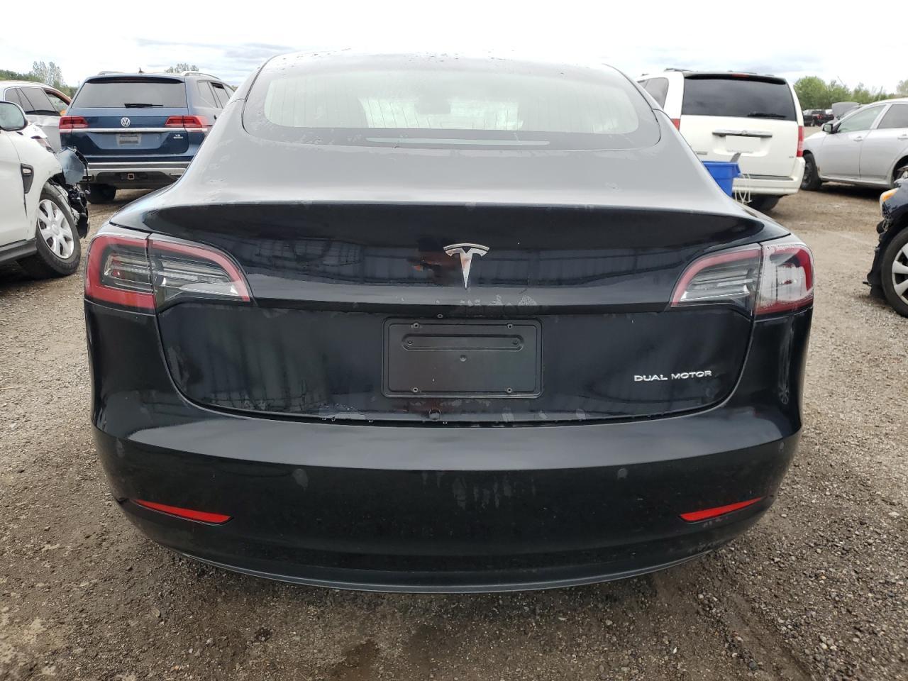 2019 Tesla Model 3 VIN: 5YJ3E1EB2KF415033 Lot: 68505265