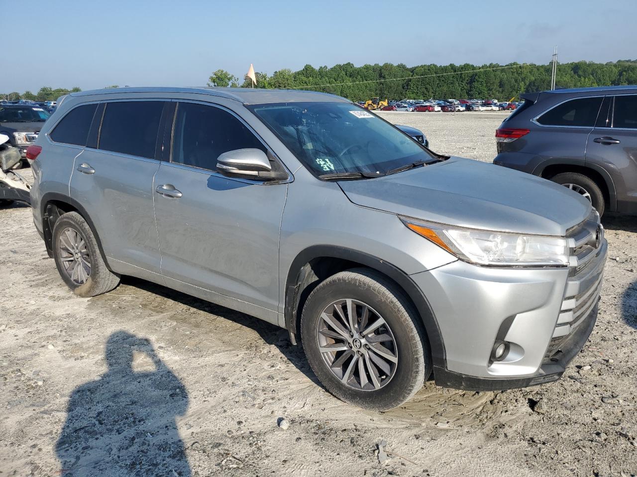 2017 Toyota Highlander Se VIN: 5TDKZRFHXHS510929 Lot: 67454825
