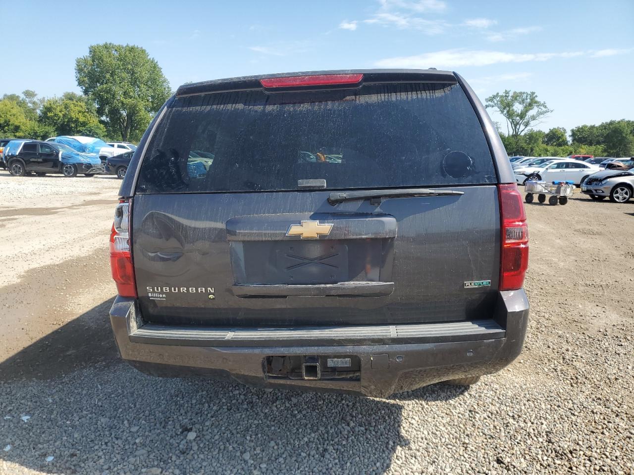 2010 Chevrolet Suburban K1500 Lt VIN: 1GNUKJE32AR126675 Lot: 70477605