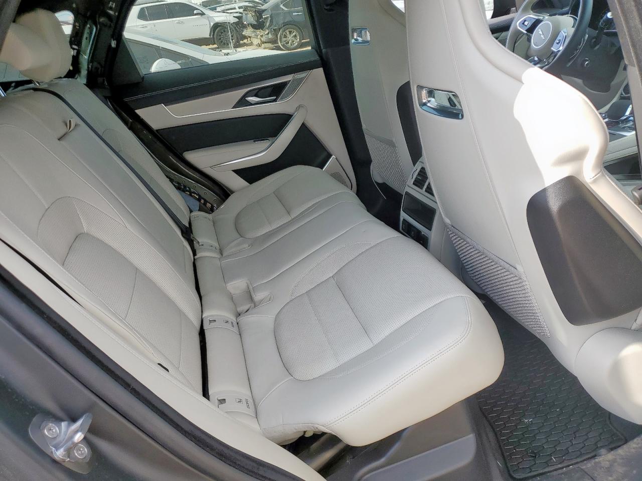 2025 Jaguar F-Pace R-Dynamic S VIN: SADCT2EX5SA746306 Lot: 70459595