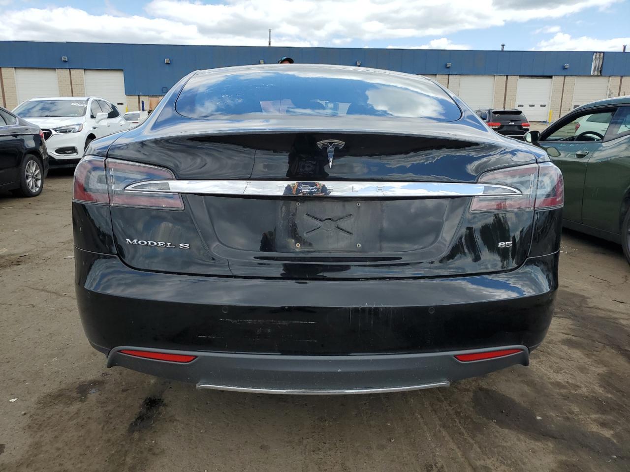 2015 Tesla Model S 85 VIN: 5YJSA1H1XFF080569 Lot: 71101575