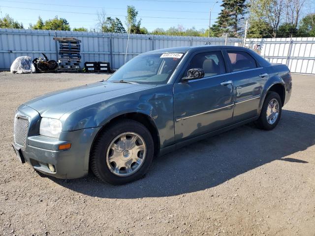 2005 CHRYSLER 300 TOURING   à vendre chez Copart ON - TORONTO