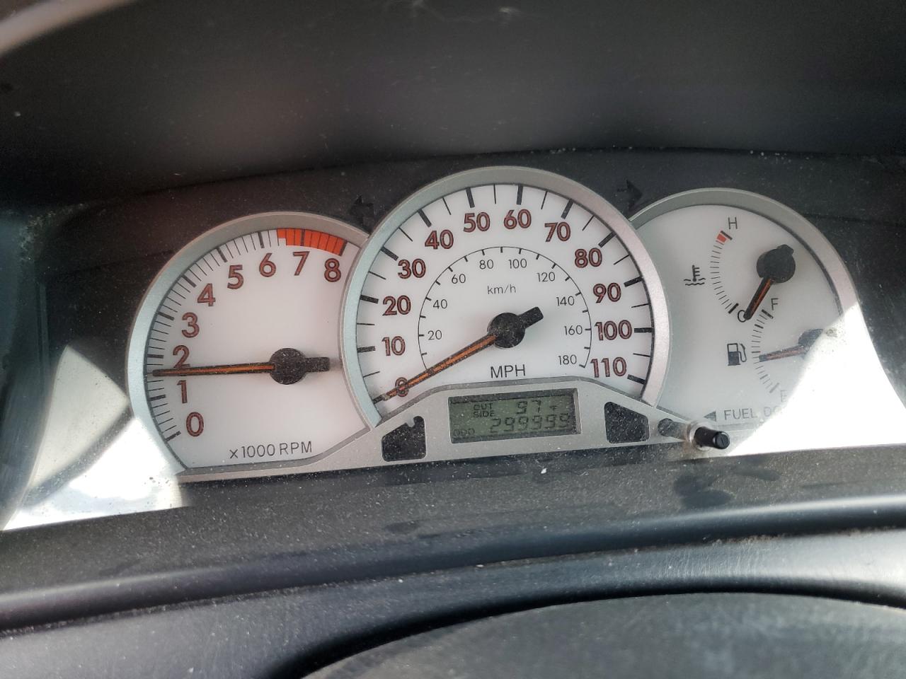 2005 Toyota Corolla Ce VIN: 1NXBR32E35Z385526 Lot: 69868585
