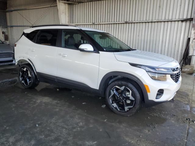  KIA SELTOS 2025 Белы