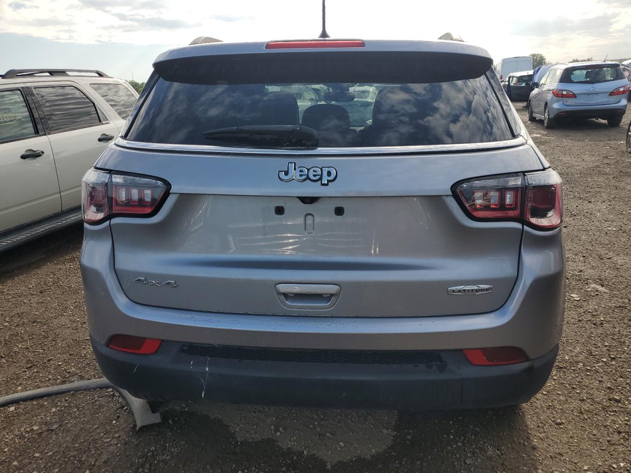 2017 Jeep Compass Latitude VIN: 3C4NJDBBXHT618787 Lot: 70528405