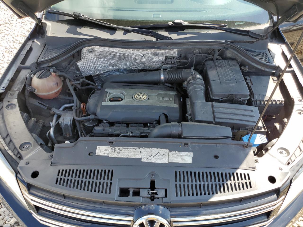 2012 Volkswagen Tiguan S VIN: WVGBV7AX0CW599025 Lot: 69882845